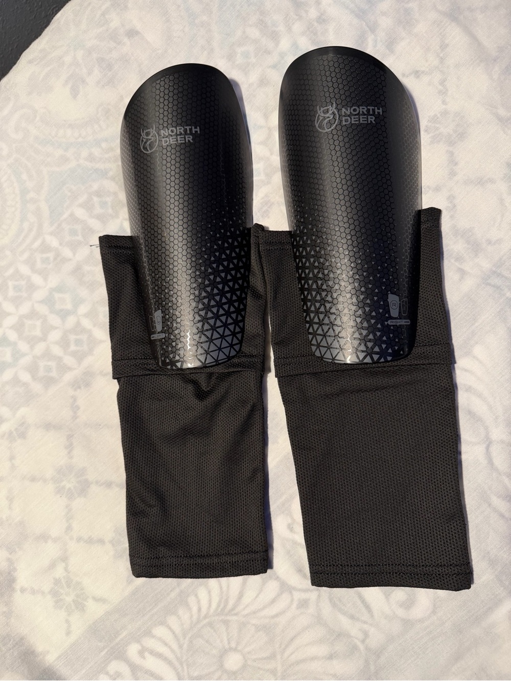 Black Men's Shin Guards with Compression Sleeves XL